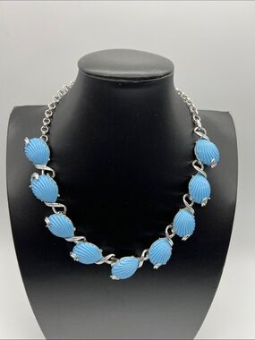 VTG “CORO” Silver-Tone Blue Shell-Style Thermoset Link Necklace